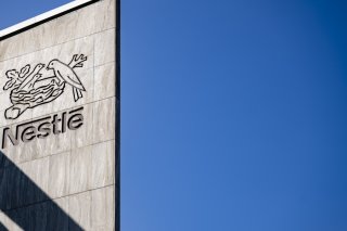 Le géant vaudois de l'alimentation Nestlé a vu ses recettes baisser au premier semestre. (archive) KEYSTONE/JEAN-CHRISTOPHE BOTT